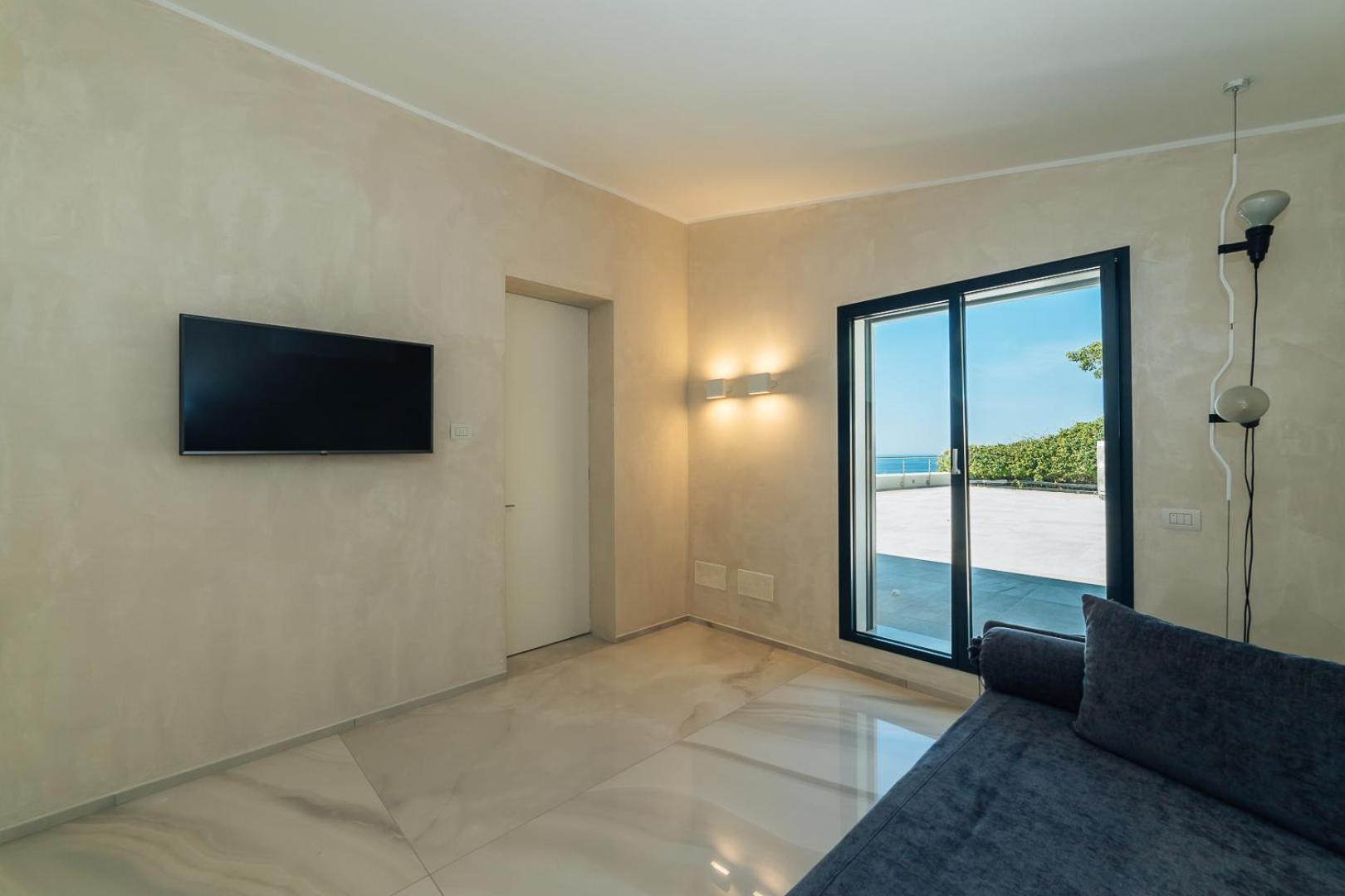 Villa Sabrina Riviera Dei Fiori A Picco Sul Mare Con Piscina Privata ,Wellness & Spa Imperia Exterior foto